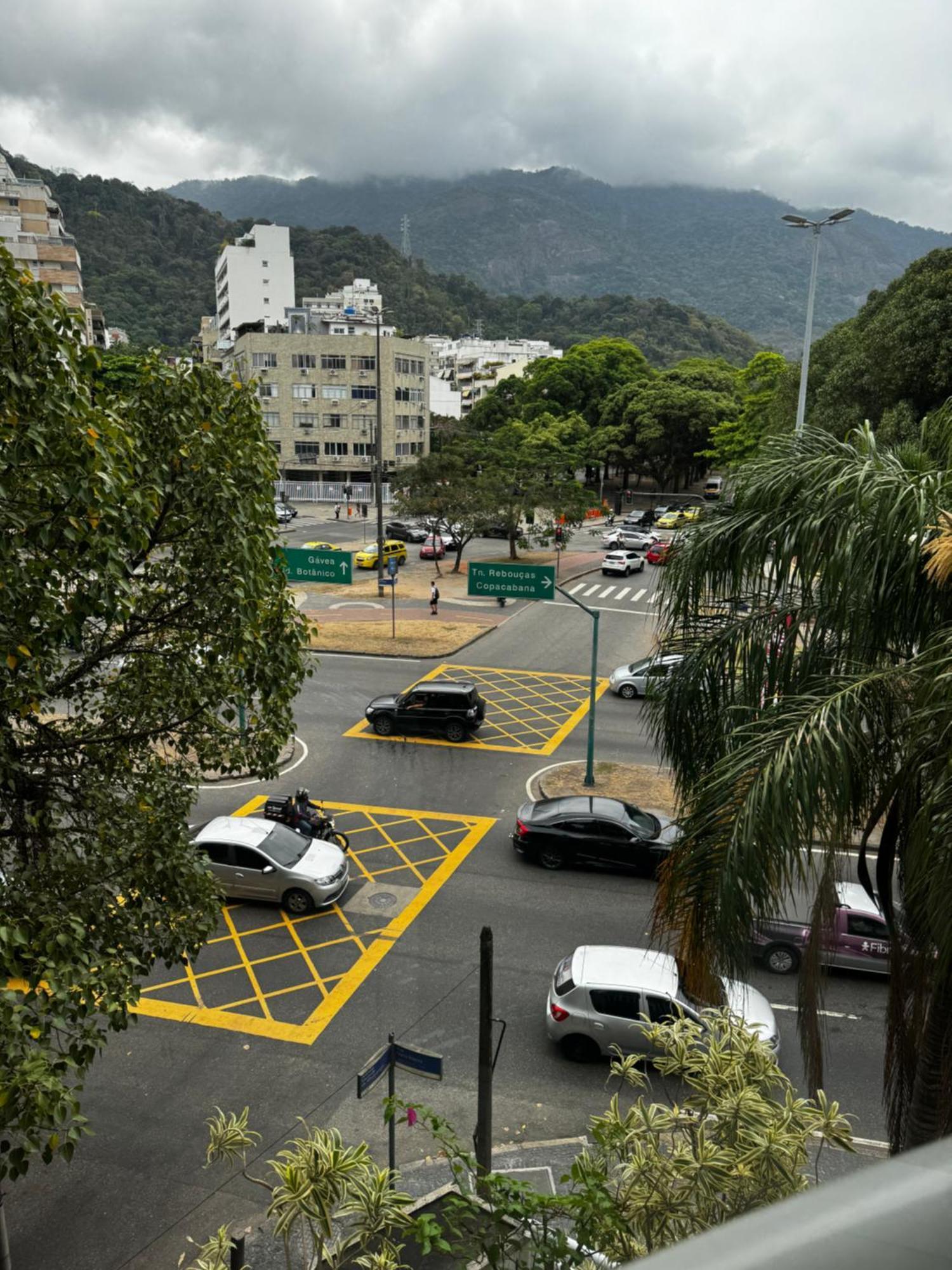 Duplex Leblon Com Garagem Vista Cristo - 2 Quartos * Río de Janeiro